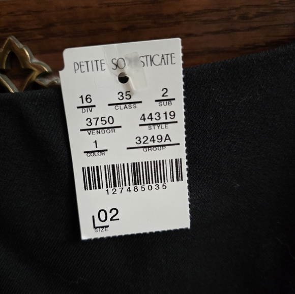 NEW Petite Sophisticate A Line skirt. - Picture 2 of 5